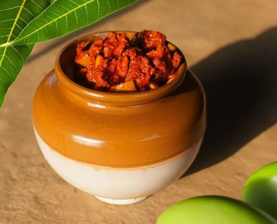 Deshee Mango Pickle 1kg